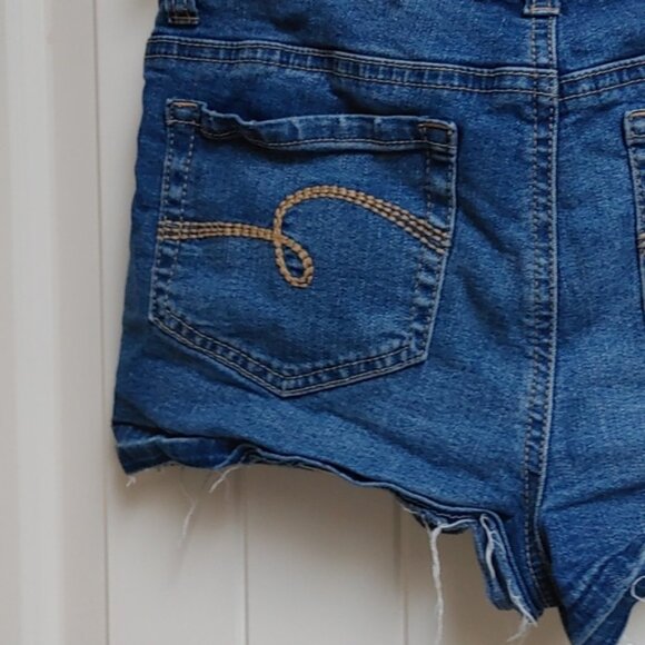 Justice dark blue wash distressed jeans shorts girl size 16 stars pattern - Picture 8 of 11